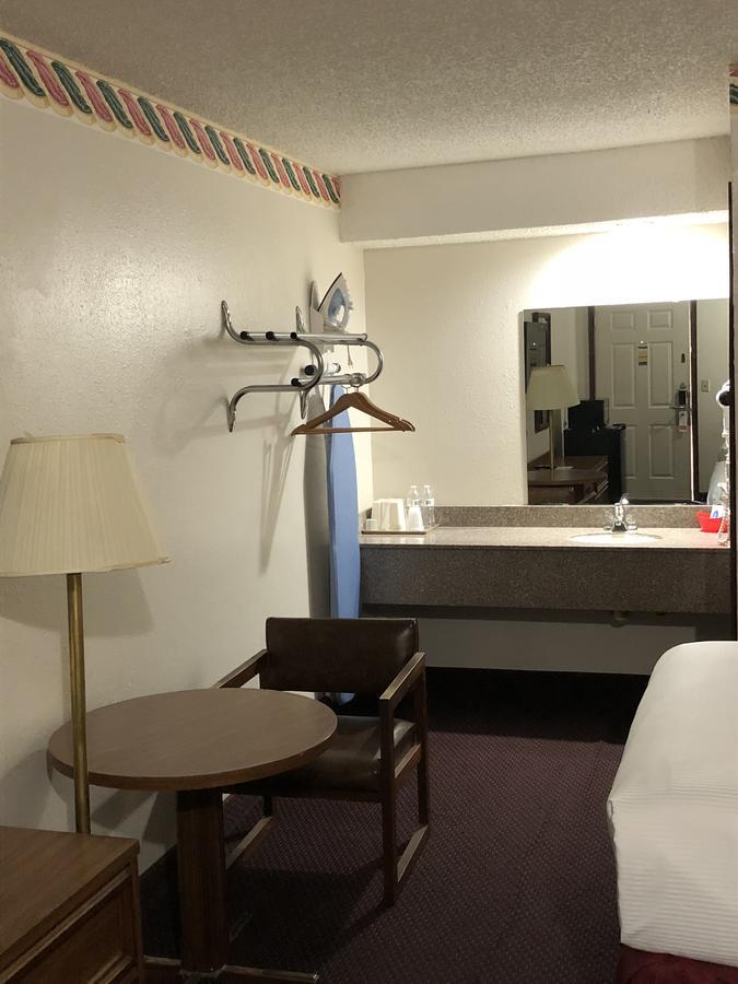Rexdale Inn Seminole ภายนอก รูปภาพ